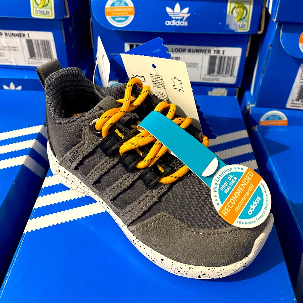 Adidas kids running shoes super comfortable oritq
